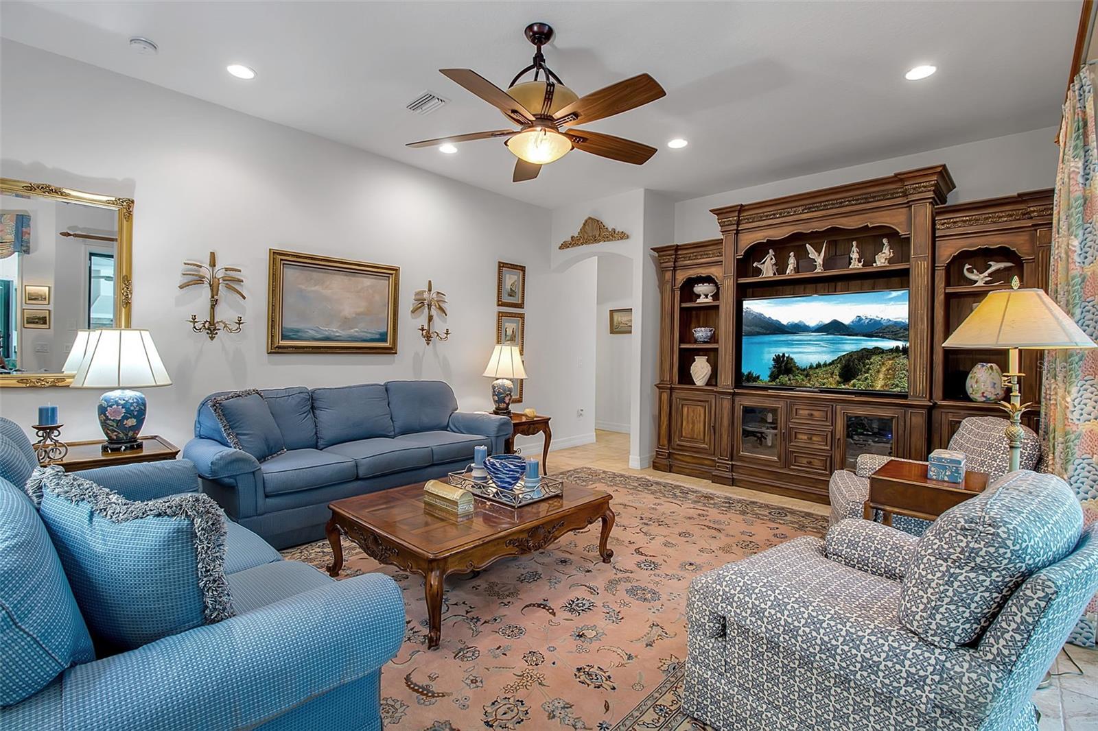 HAMMOCKS UNIT 2 - Residential