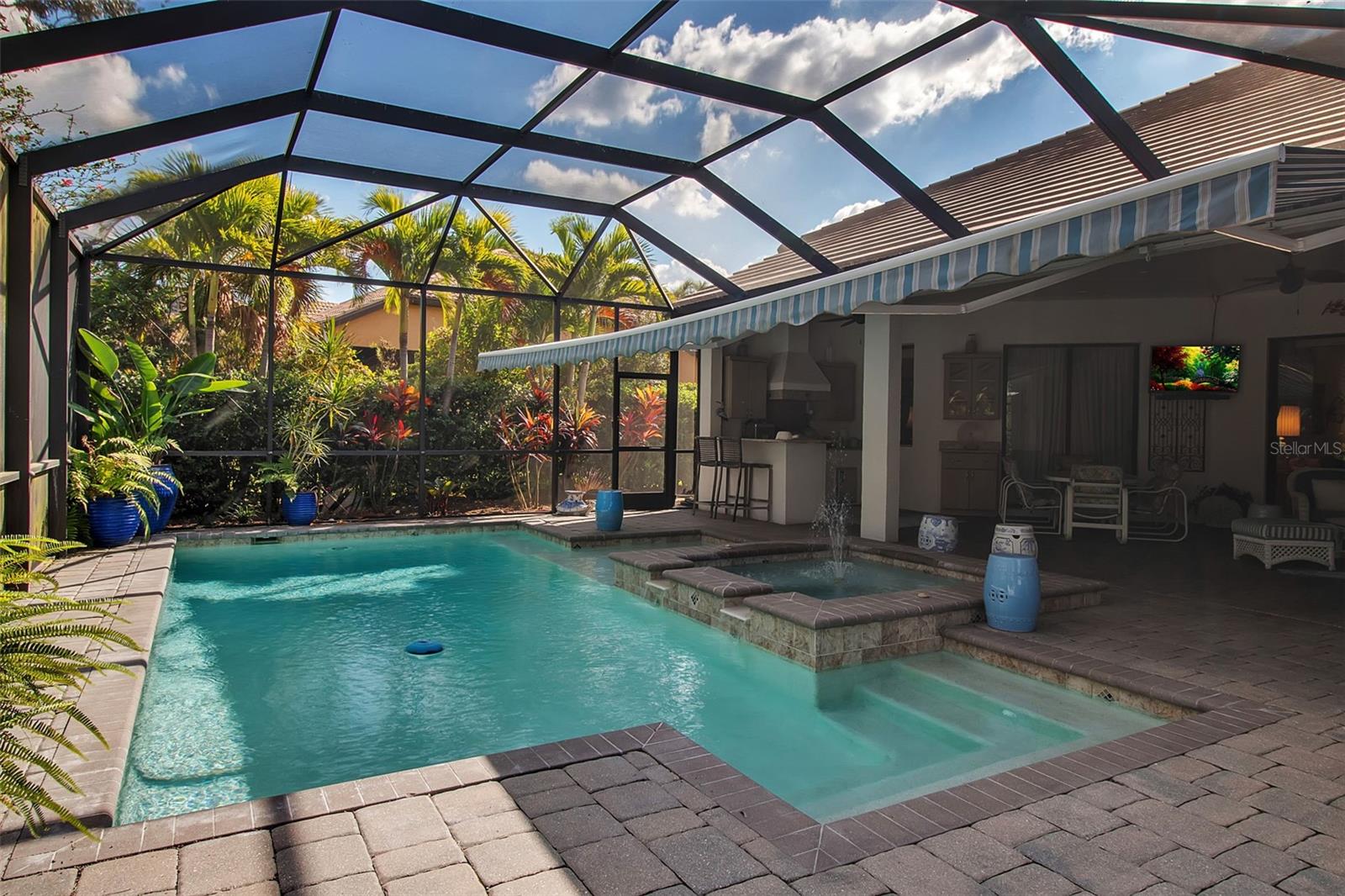 HAMMOCKS UNIT 2 - Residential