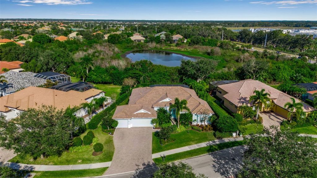 Photo of 3795 Eagle Hammock Drive, Sarasota, FL 34240 (MLS # A4671537)