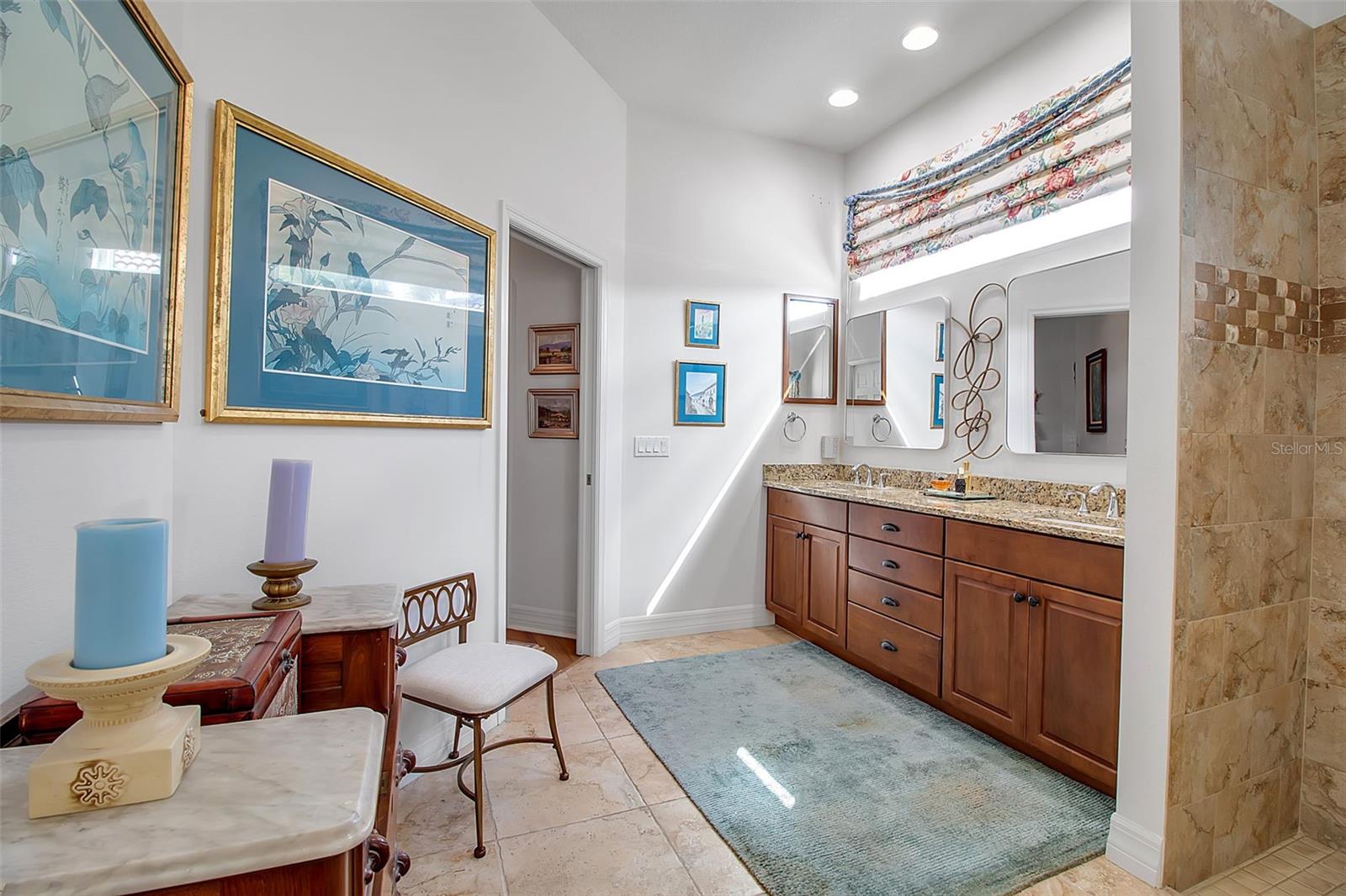 HAMMOCKS UNIT 2 - Residential