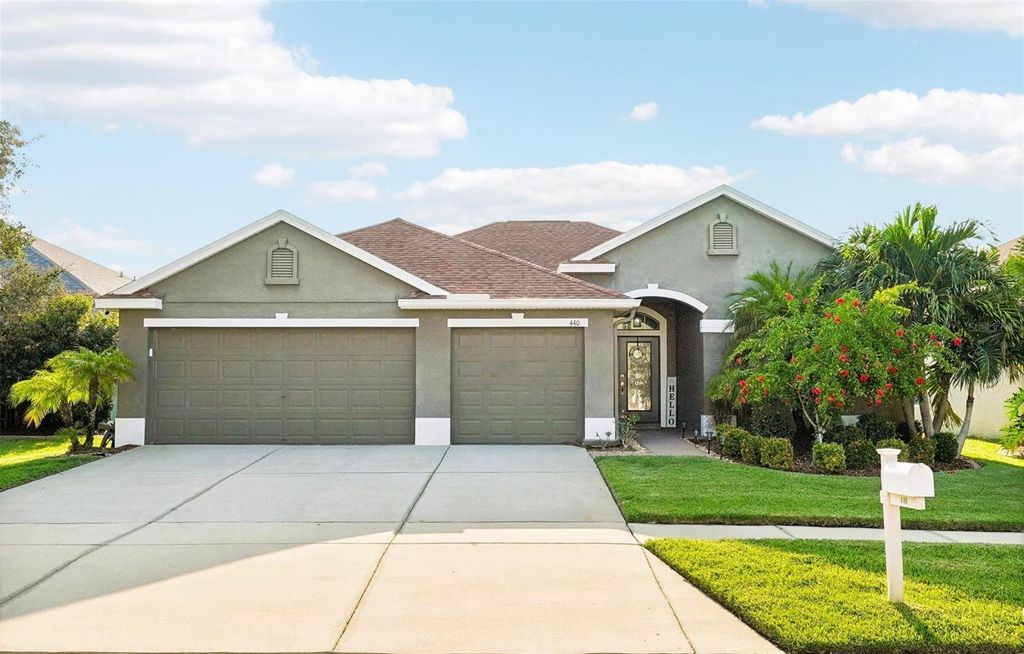 Photo of 440 York Dale Drive, Ruskin, FL 33570 (MLS # U8253124)