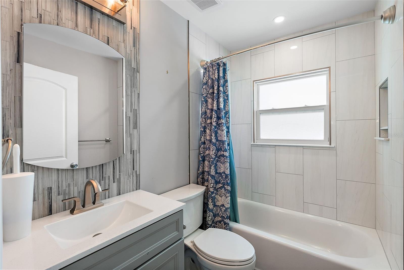 OGLE SUB - Residential Lease