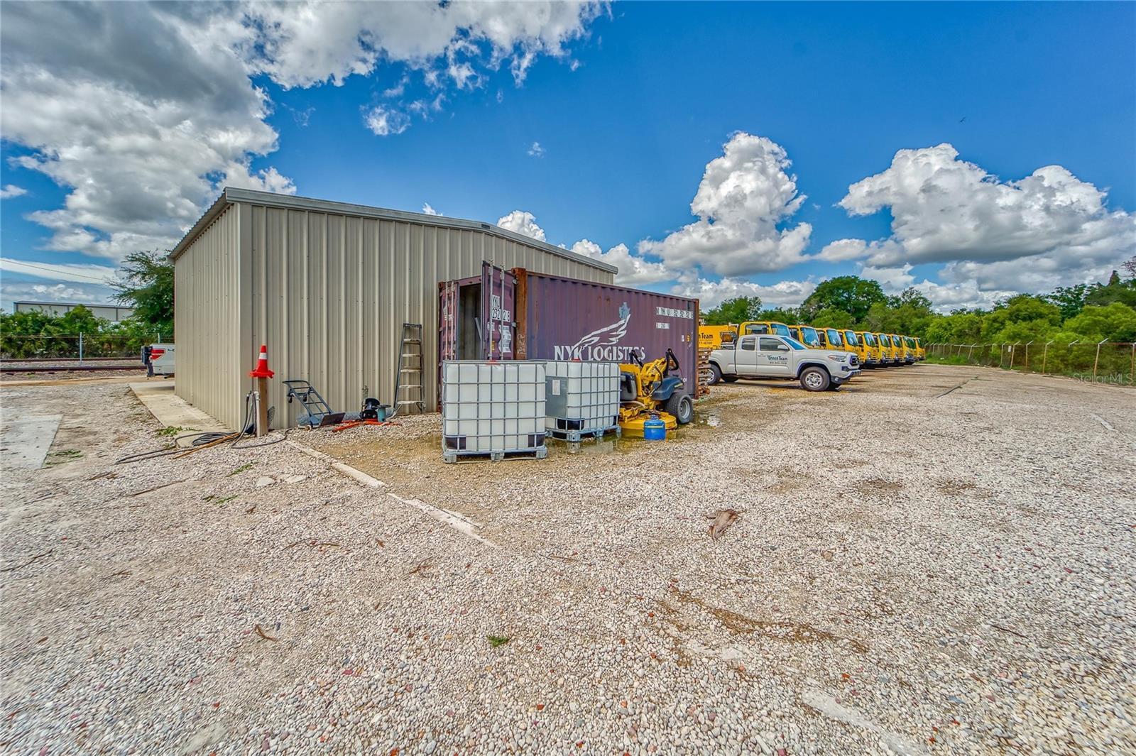 THOMAS WAYNE SUB - Commercial Lease