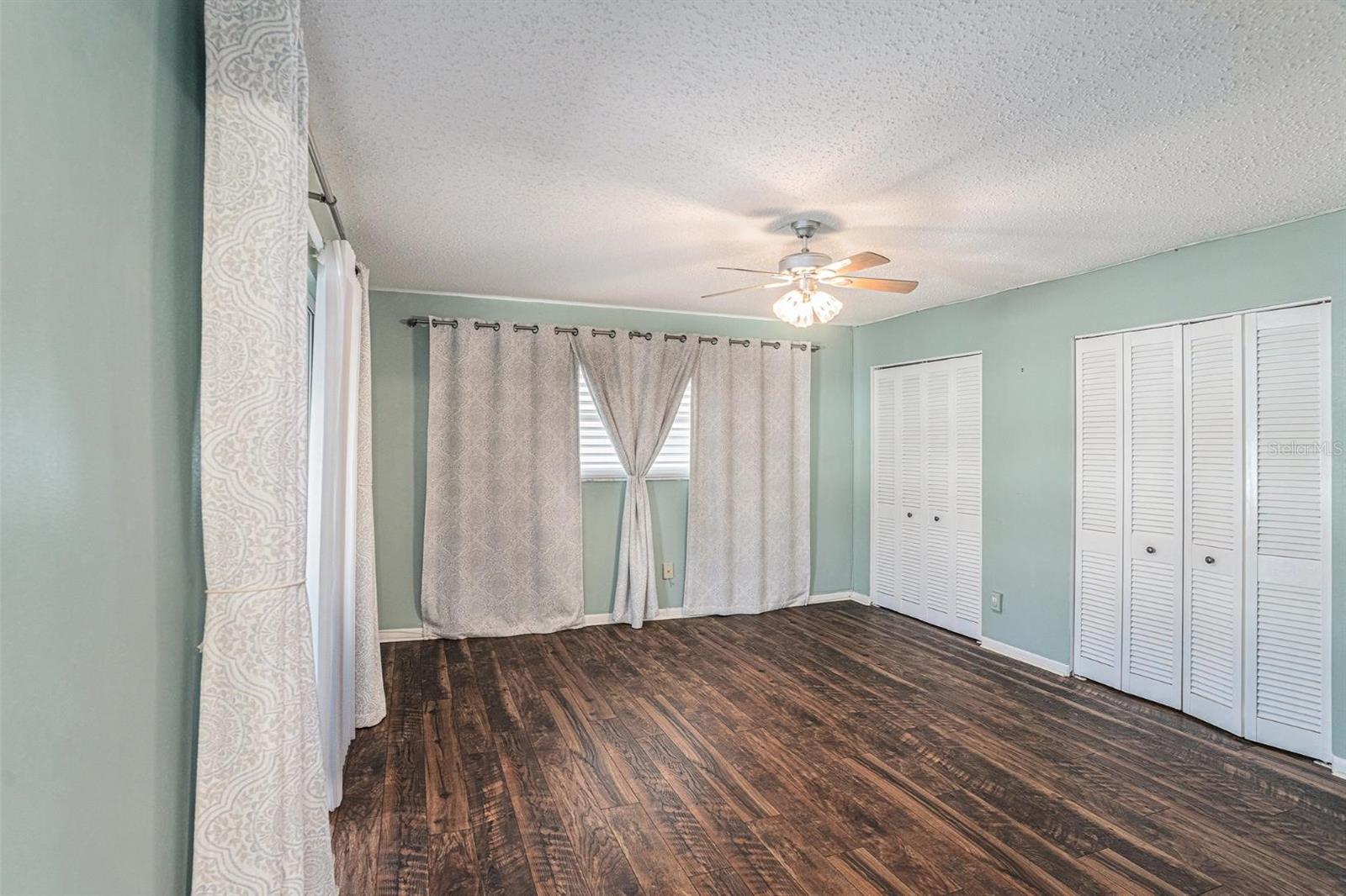 TOWN APTS CONDO - Residential