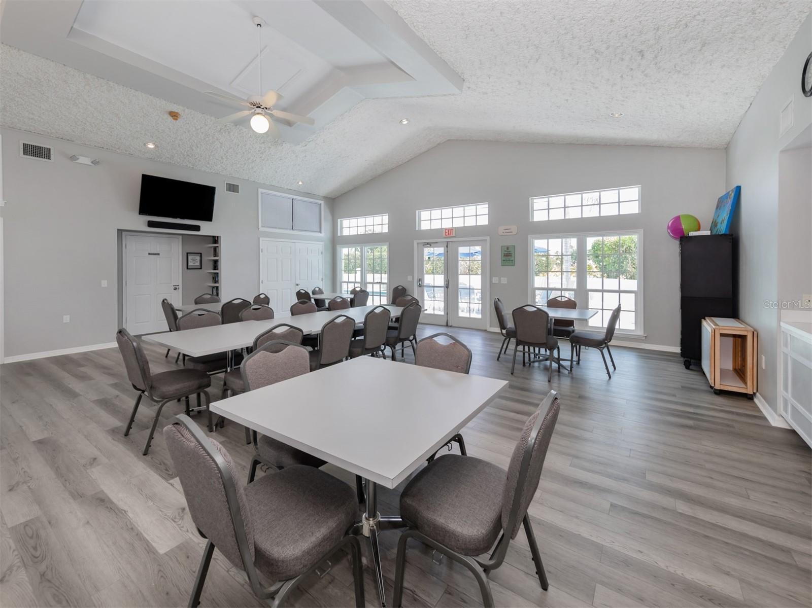 CLUBSIDE VILLAS - Residential