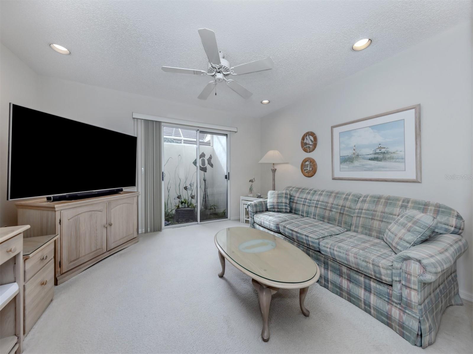 CLUBSIDE VILLAS - Residential