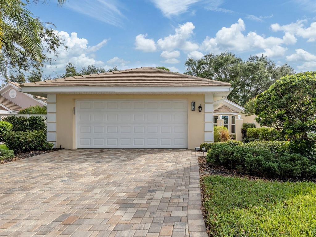Photo of 523 Clubside Circle #52, Venice, FL 34293 (MLS # N6140891)