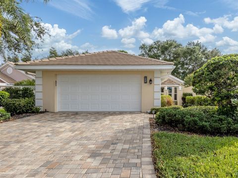 Photo of 523 Clubside Circle #52, Venice, FL 34293 (MLS # N6140891)