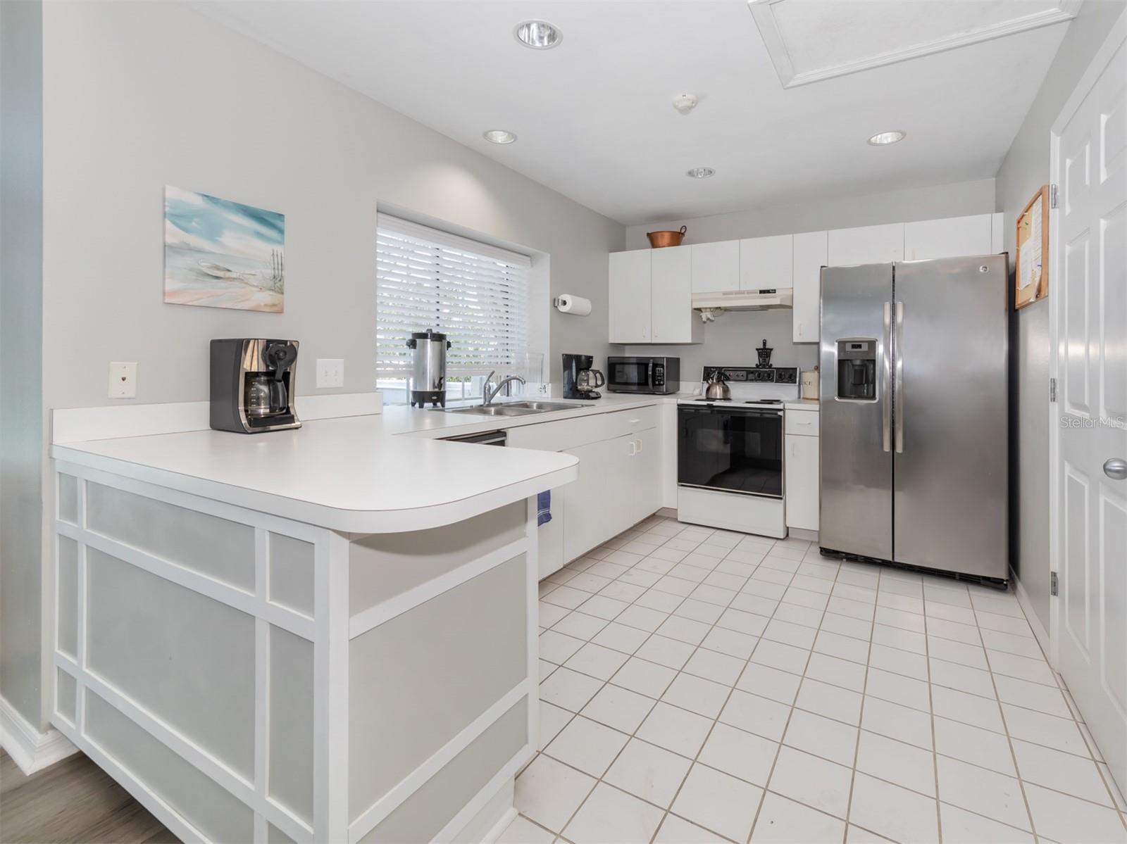 CLUBSIDE VILLAS - Residential