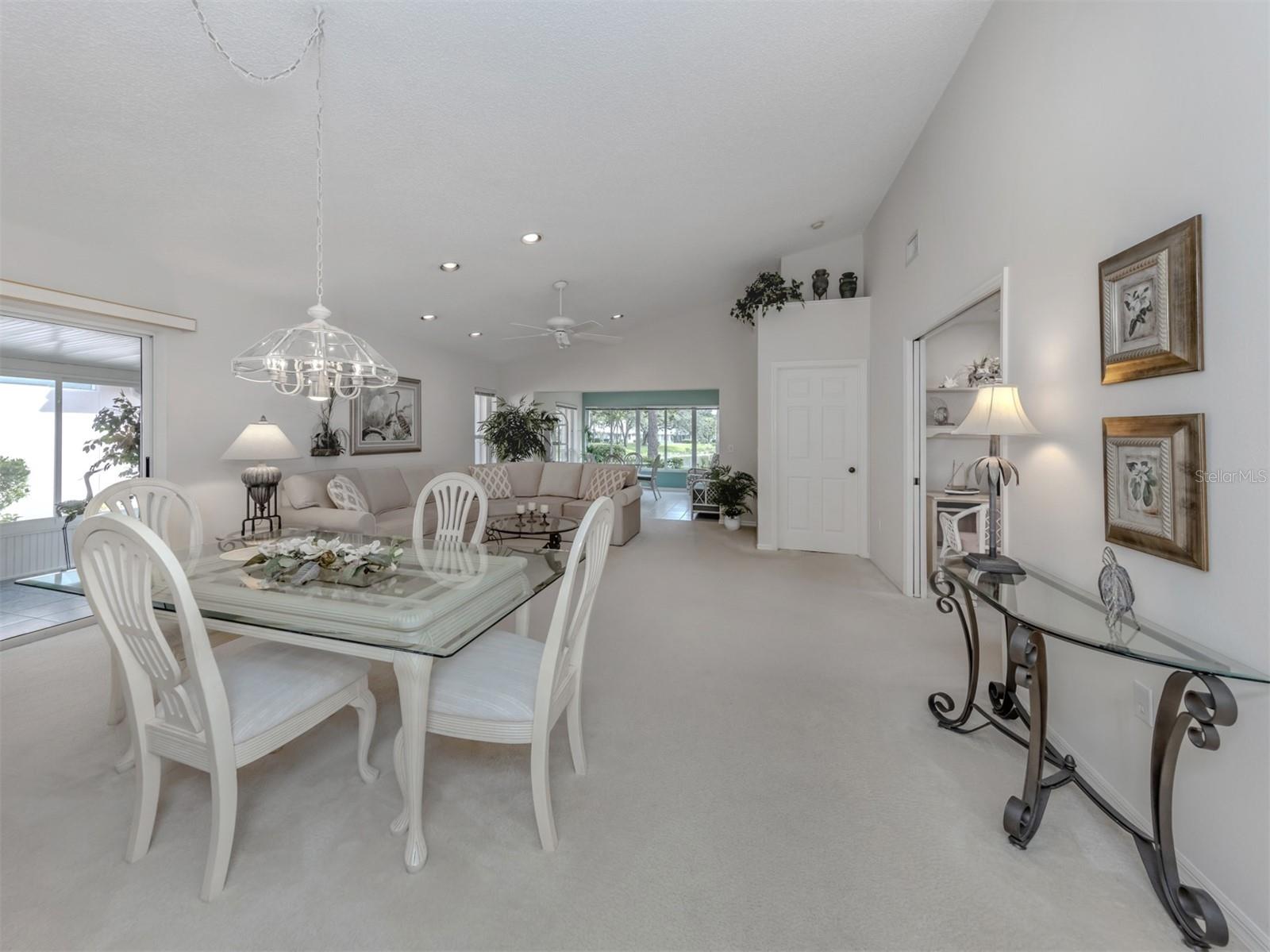 CLUBSIDE VILLAS - Residential