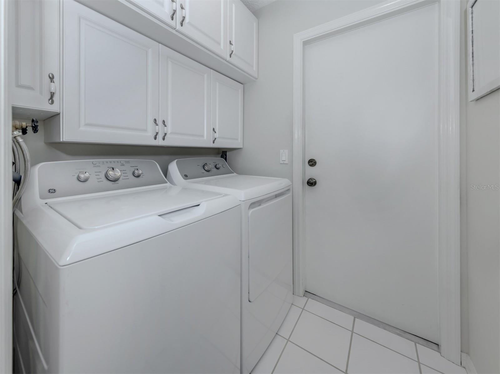 CLUBSIDE VILLAS - Residential