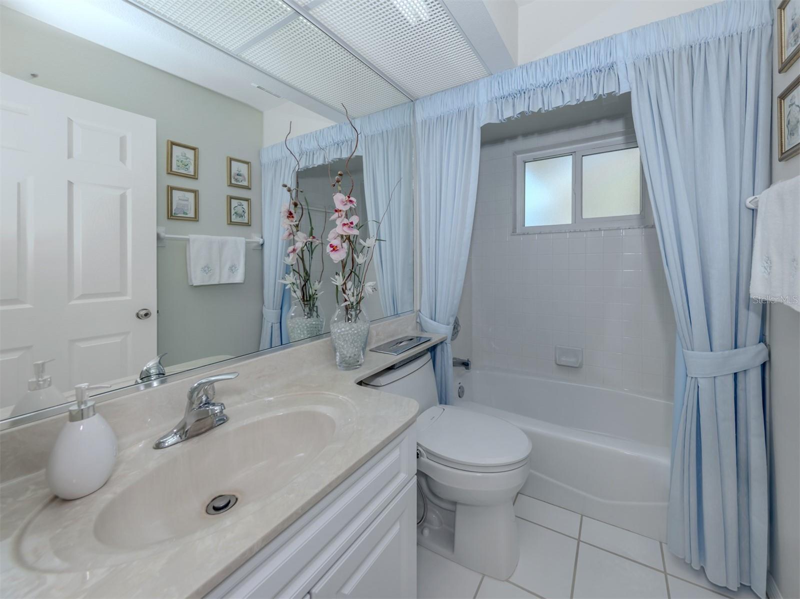 CLUBSIDE VILLAS - Residential
