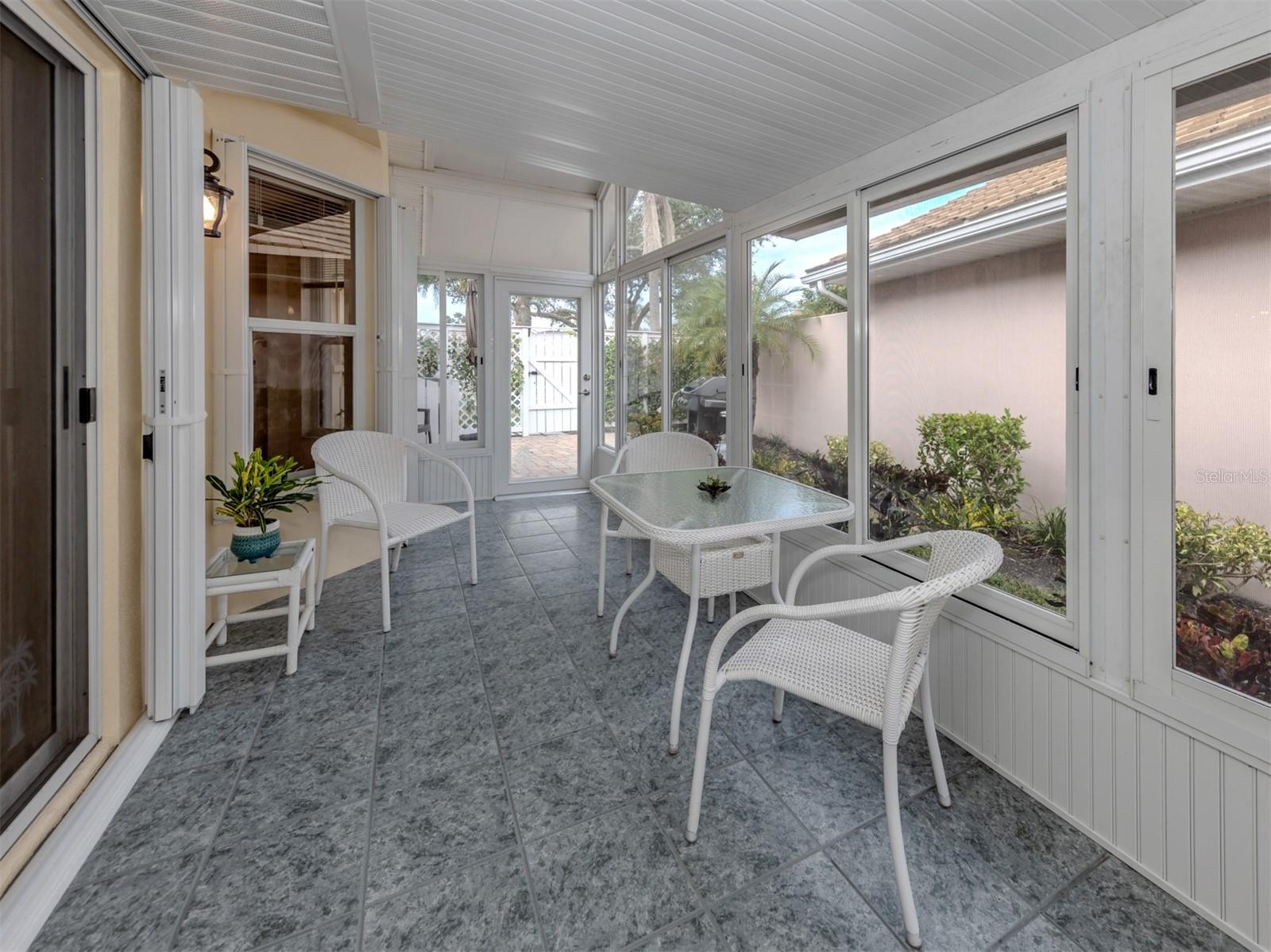CLUBSIDE VILLAS - Residential