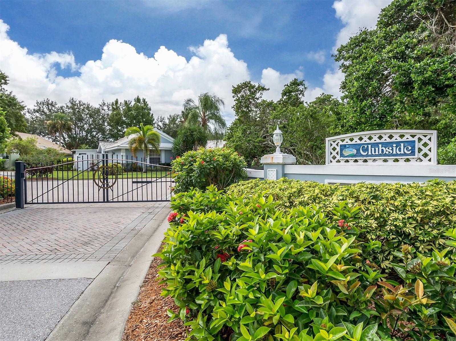 CLUBSIDE VILLAS - Residential