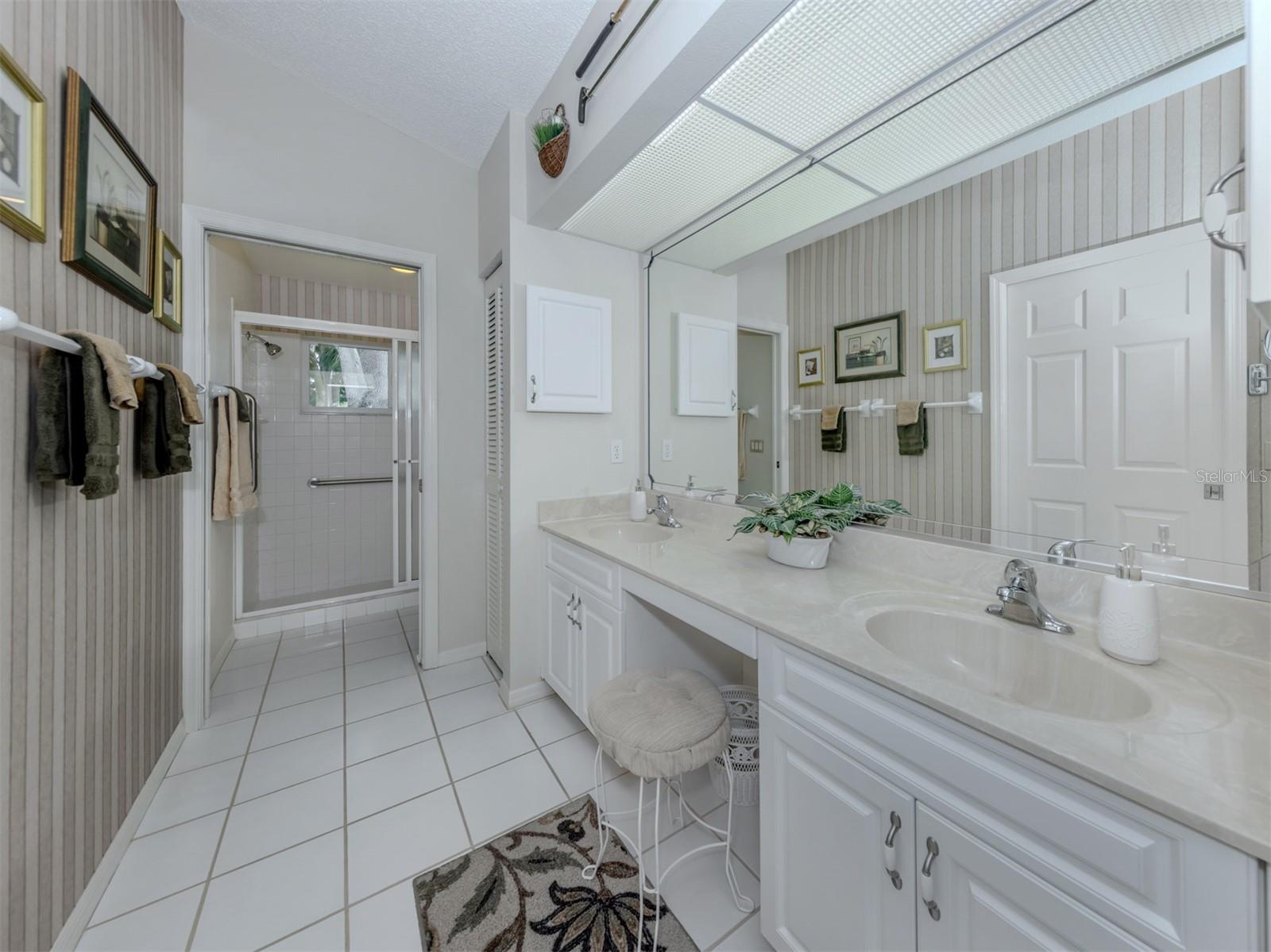 CLUBSIDE VILLAS - Residential