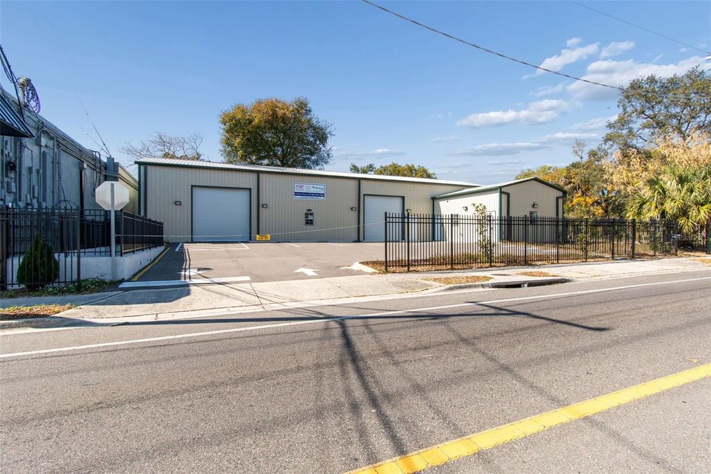 Photo of 2820 N 34th Street, Tampa, FL 33605 (MLS # TB8472131)