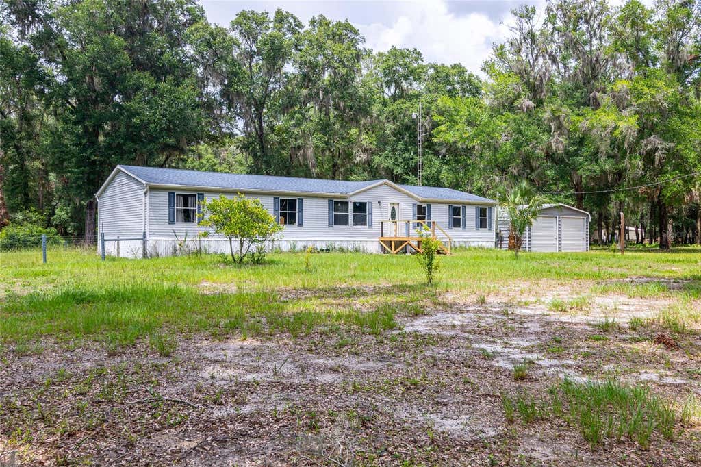 Photo of 19050 NE 3rd Court, Citra, FL 32113 (MLS # A4698315)