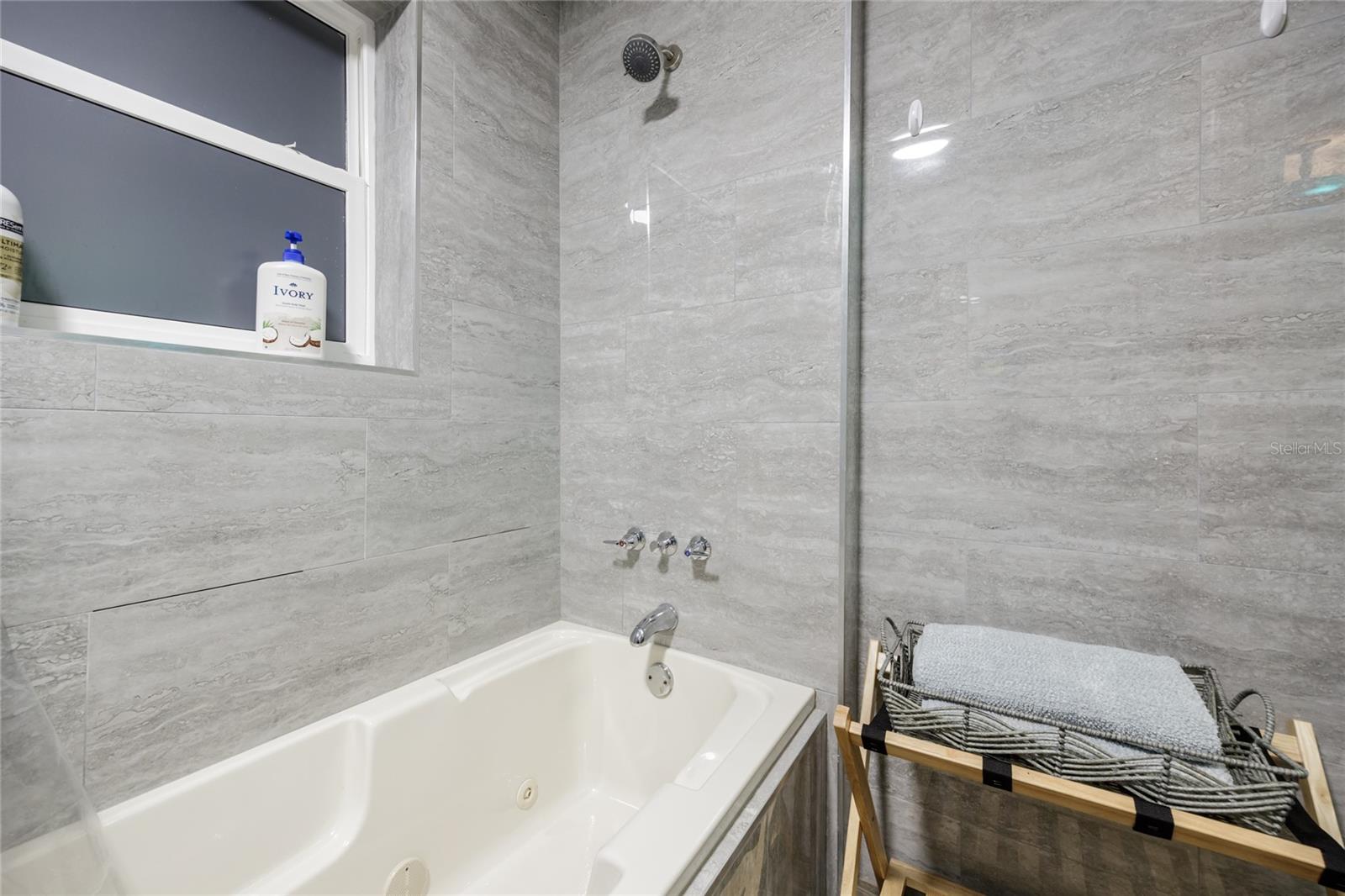 NEPTUNE - Residential