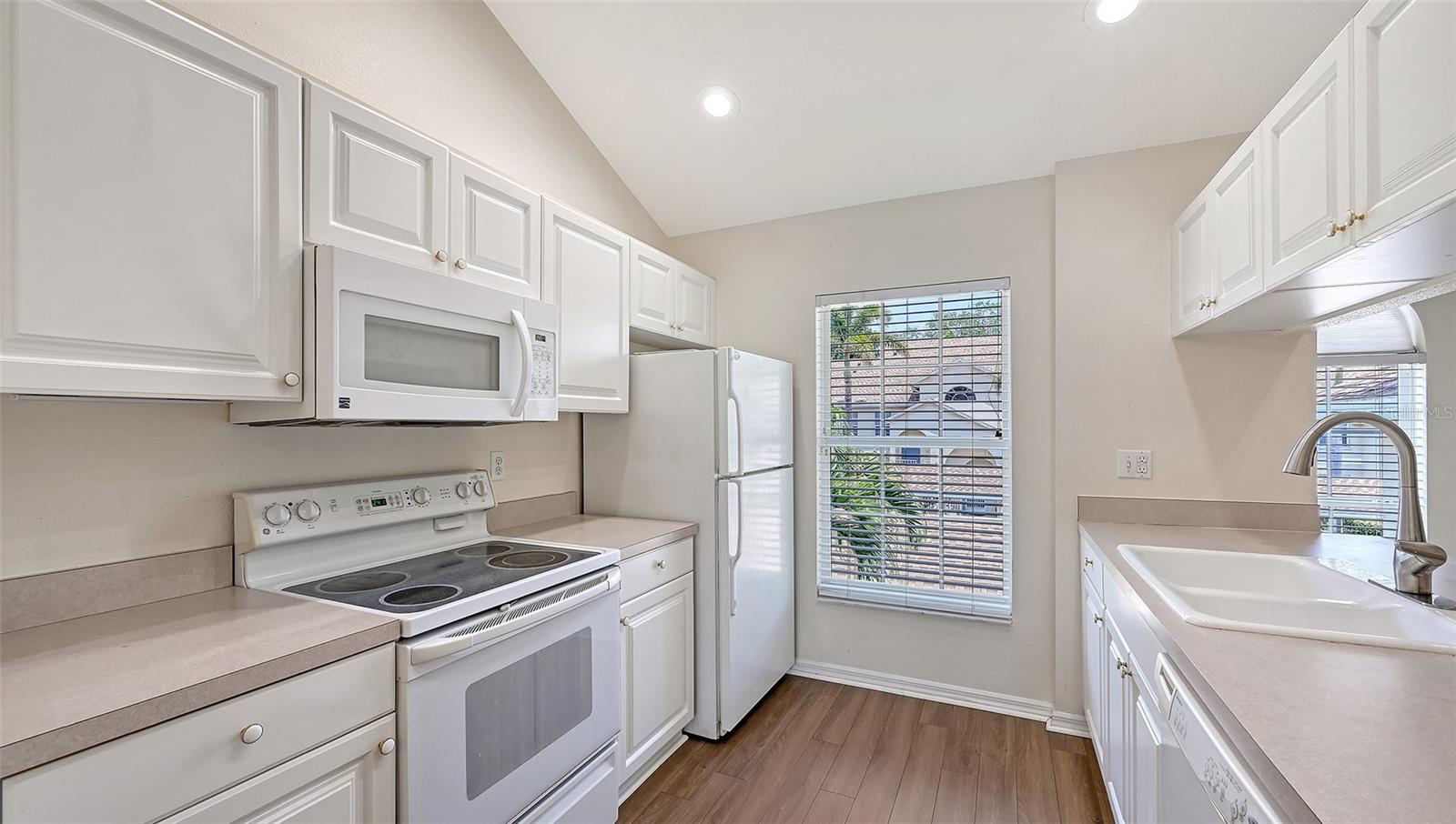 PINESTONE AT PALMER RANCH - Residential