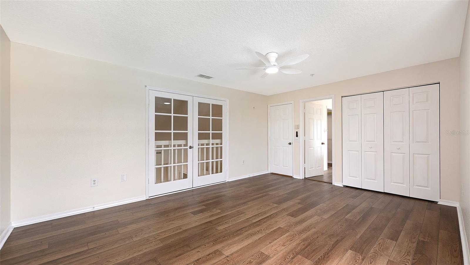 PINESTONE AT PALMER RANCH - Residential
