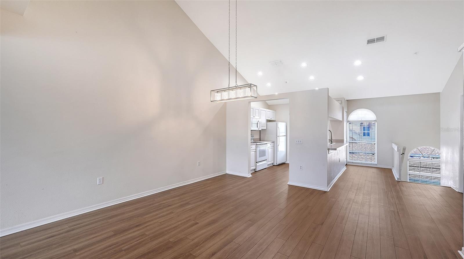PINESTONE AT PALMER RANCH - Residential