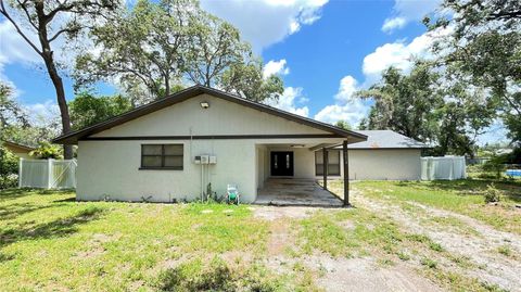 Photo of 5614 Kenny Drive, Tampa, FL 33617 (MLS # TB8393671) Photo of 5614 Kenny Drive, Tampa, FL 33617 (MLS # TB8393671)