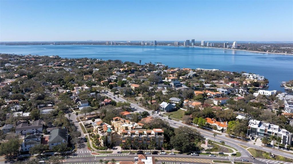 Photo of 114 E Davis Boulevard #4, Tampa, FL 33606 (MLS # TB8481250)