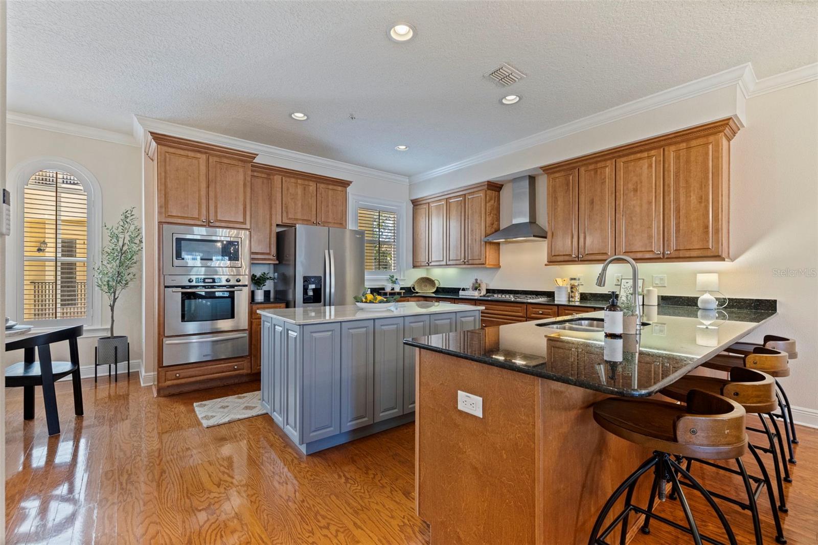 VILLA DEL MARE TWNHMS - Residential