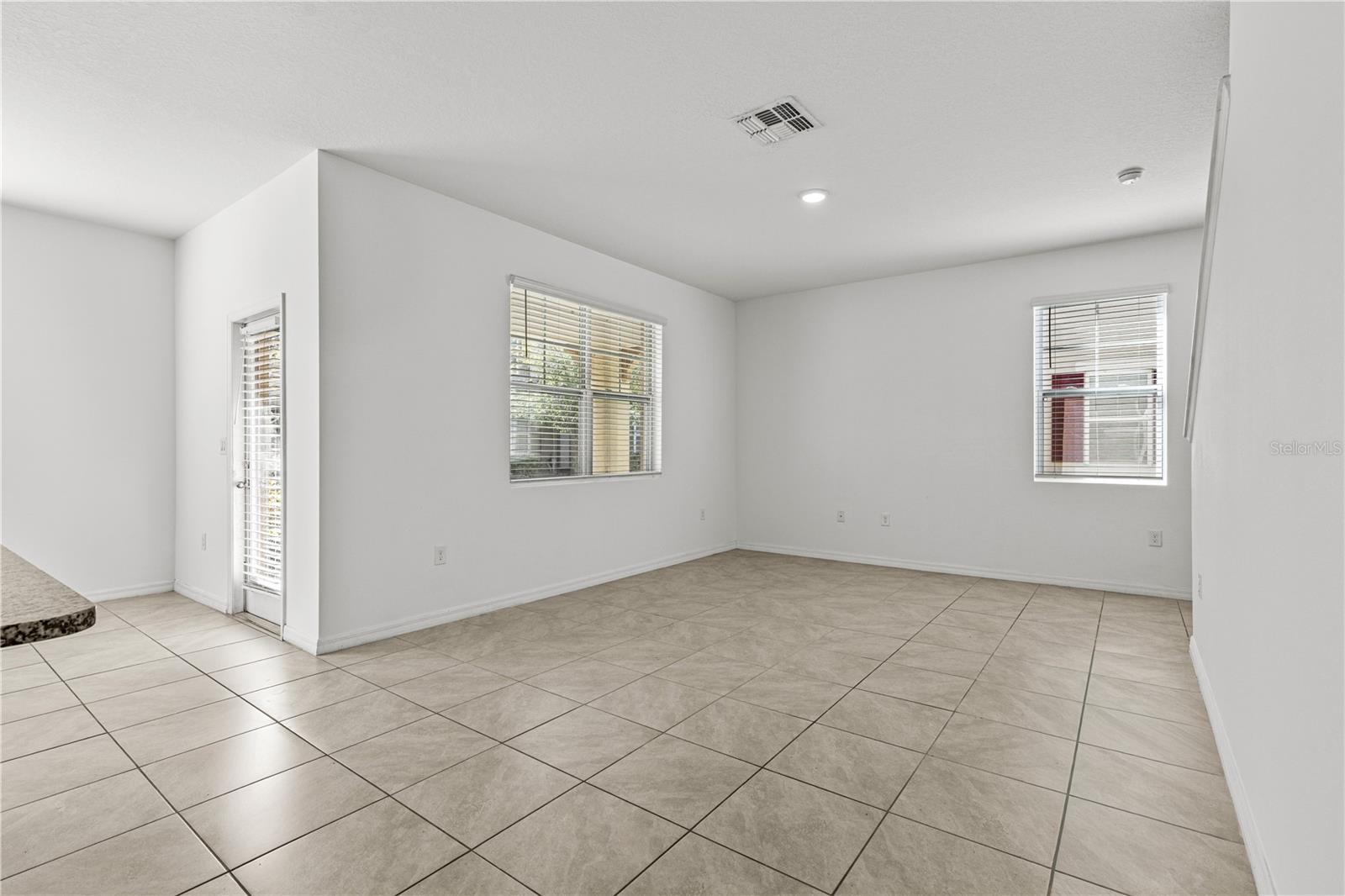 CORNERSTONE GROVE - Residential