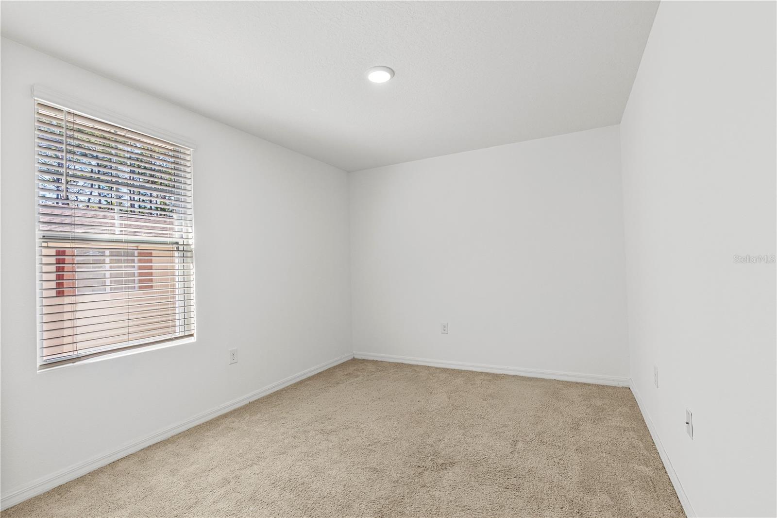 CORNERSTONE GROVE - Residential