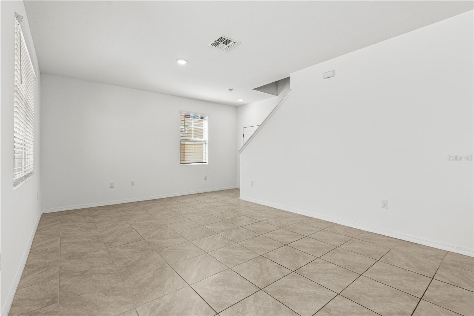 CORNERSTONE GROVE - Residential