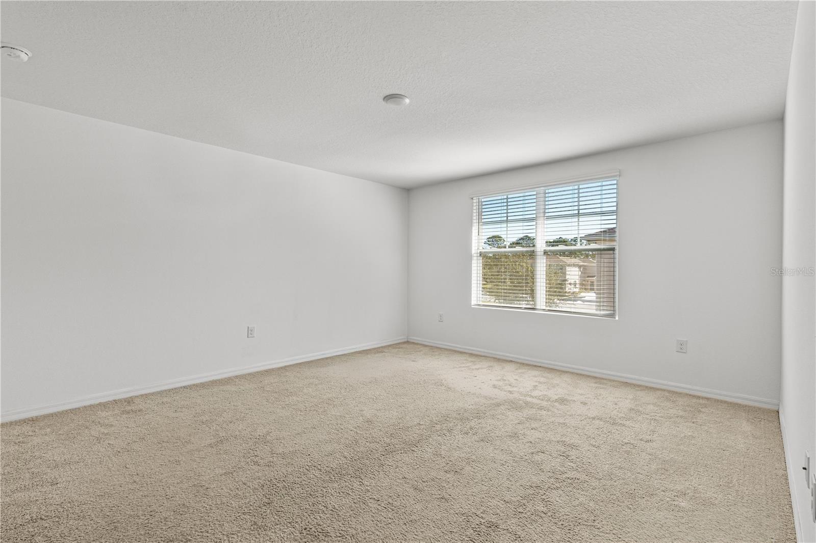 CORNERSTONE GROVE - Residential