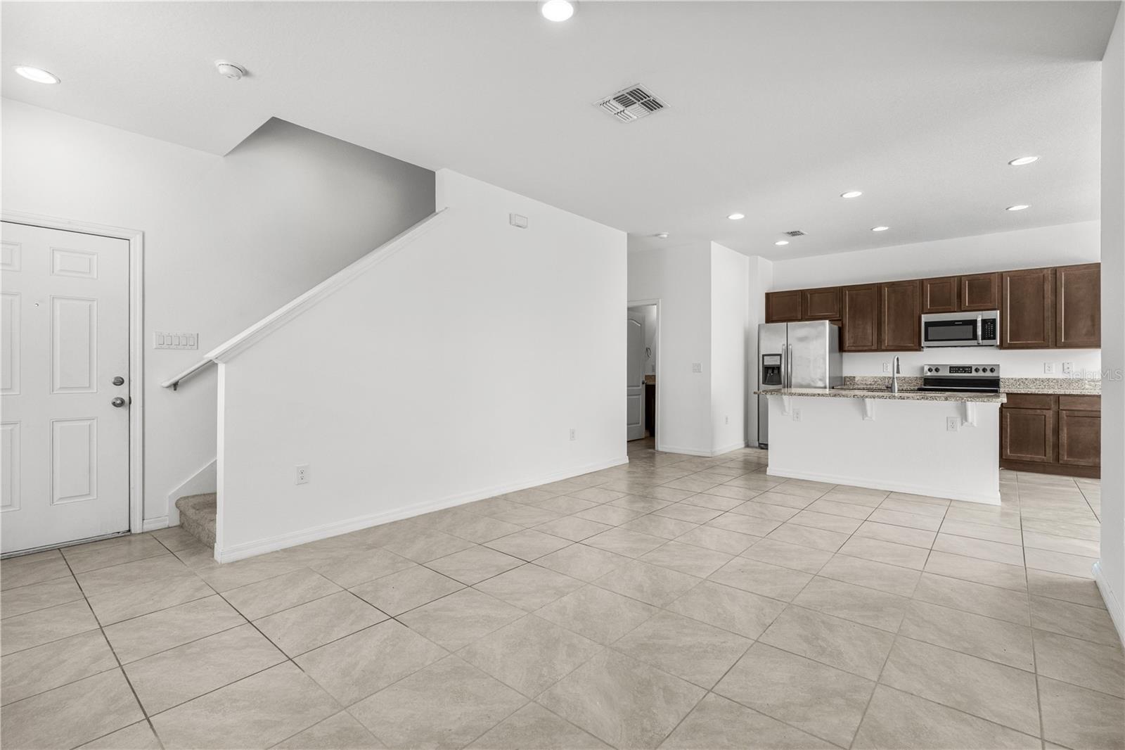 CORNERSTONE GROVE - Residential