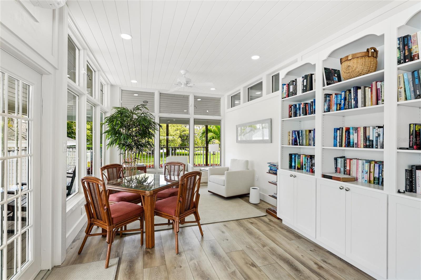 TIDY ISLAND PH III - Residential