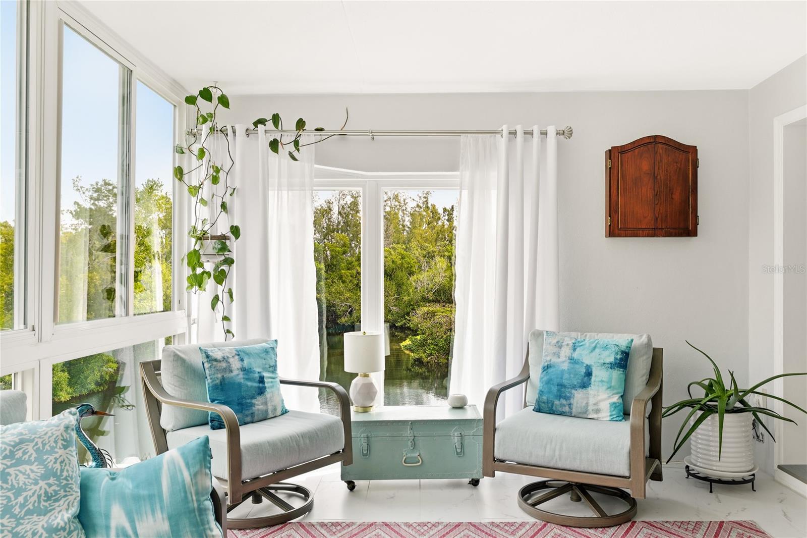 TIDY ISLAND PH III - Residential