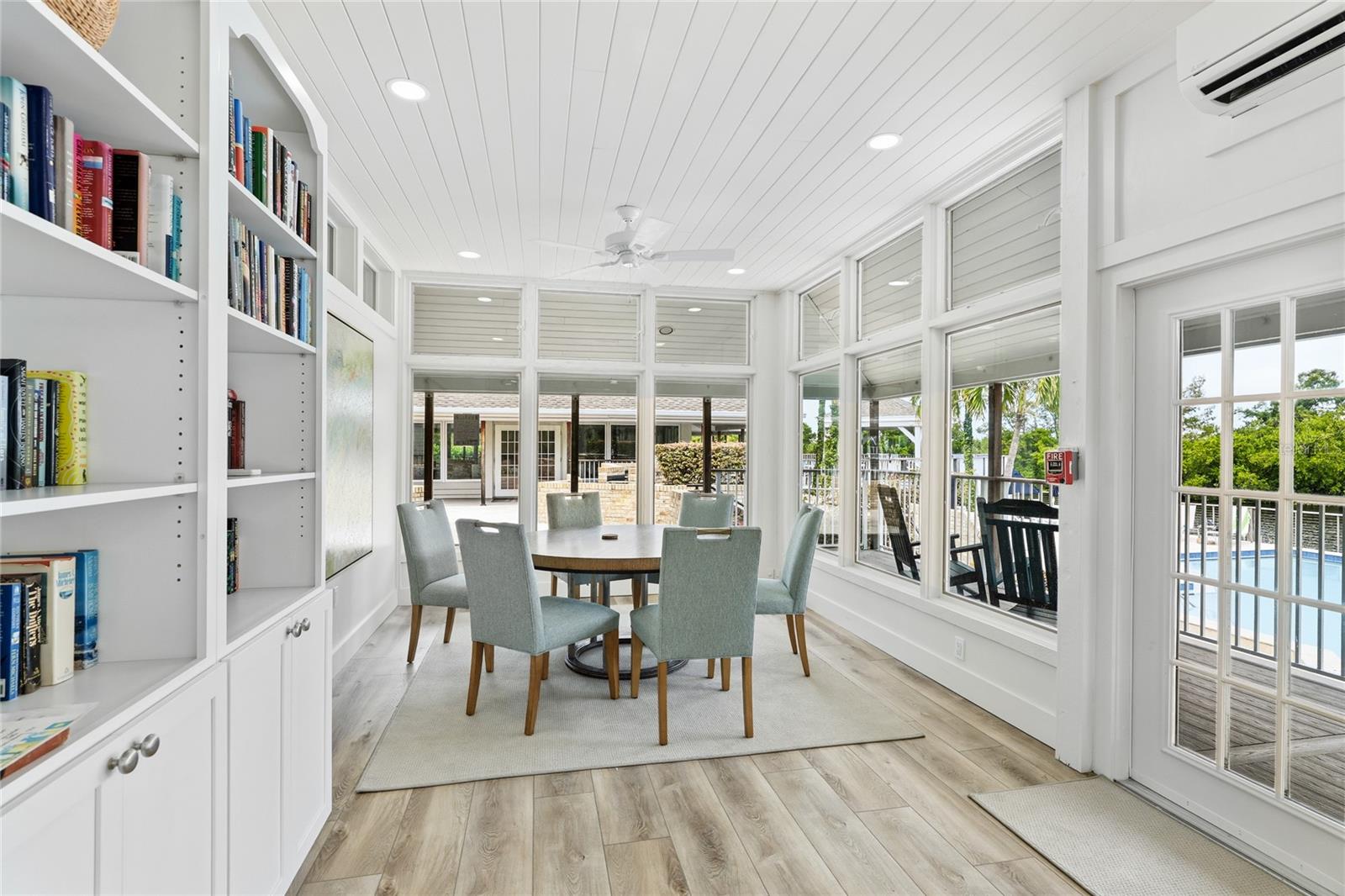 TIDY ISLAND PH III - Residential