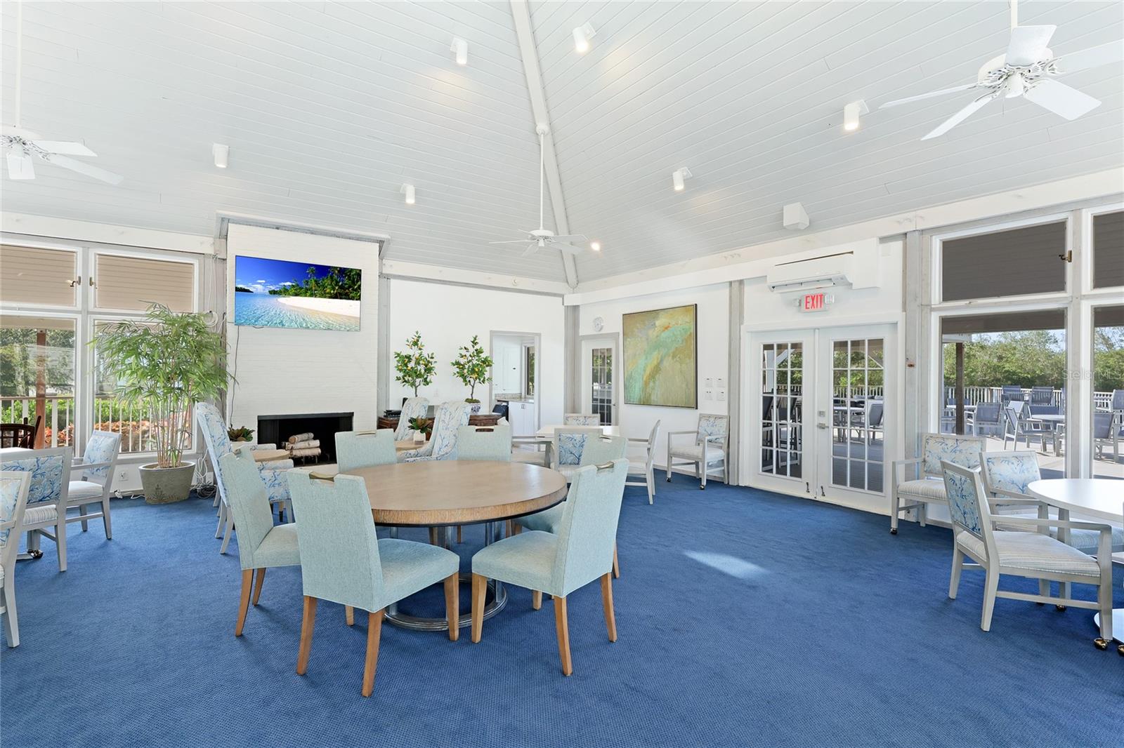 TIDY ISLAND PH III - Residential