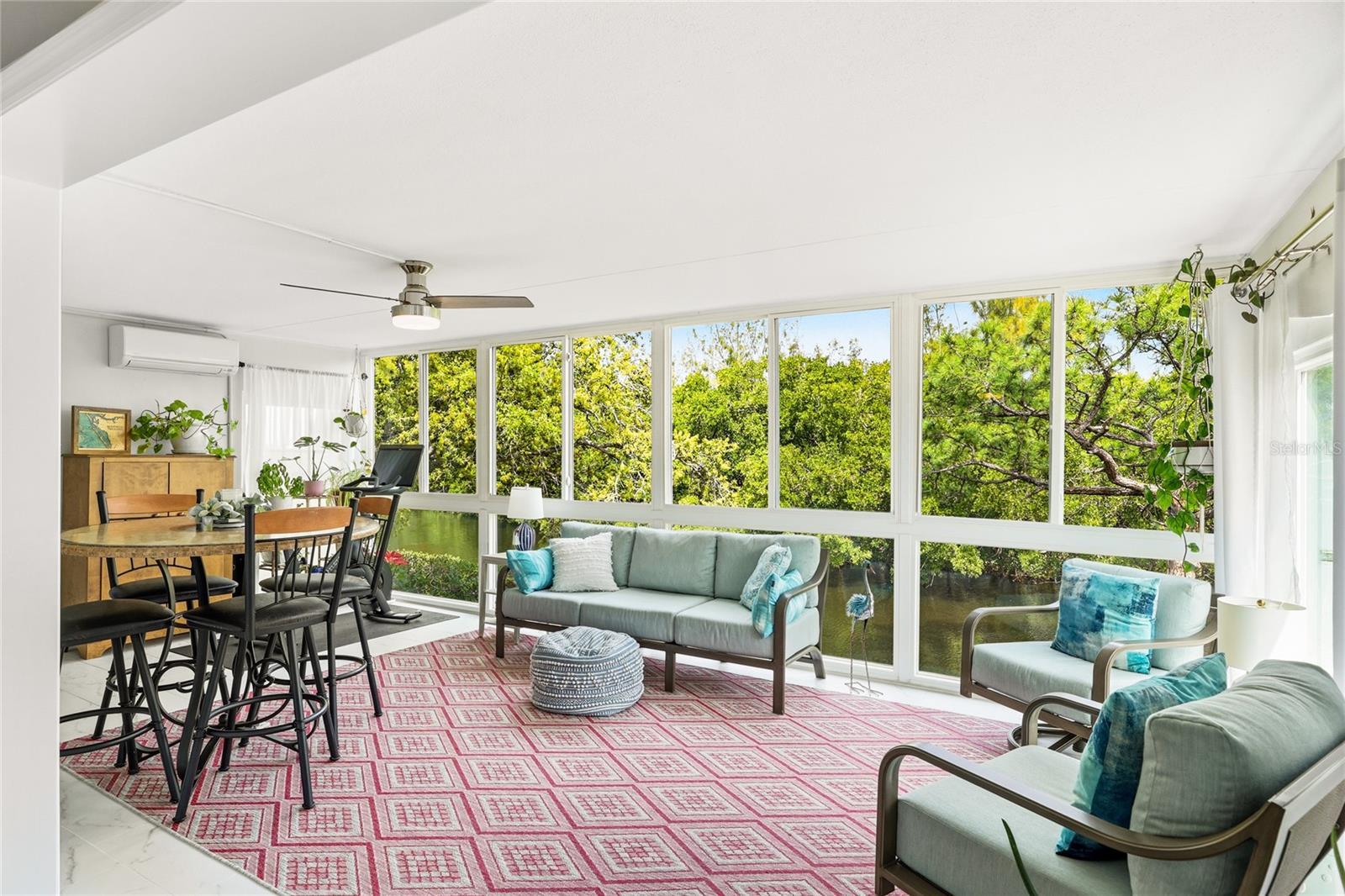 TIDY ISLAND PH III - Residential