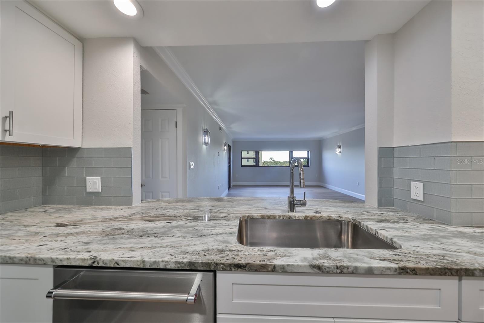 THE PINNACLE APTS A CONDO - Residential Lease