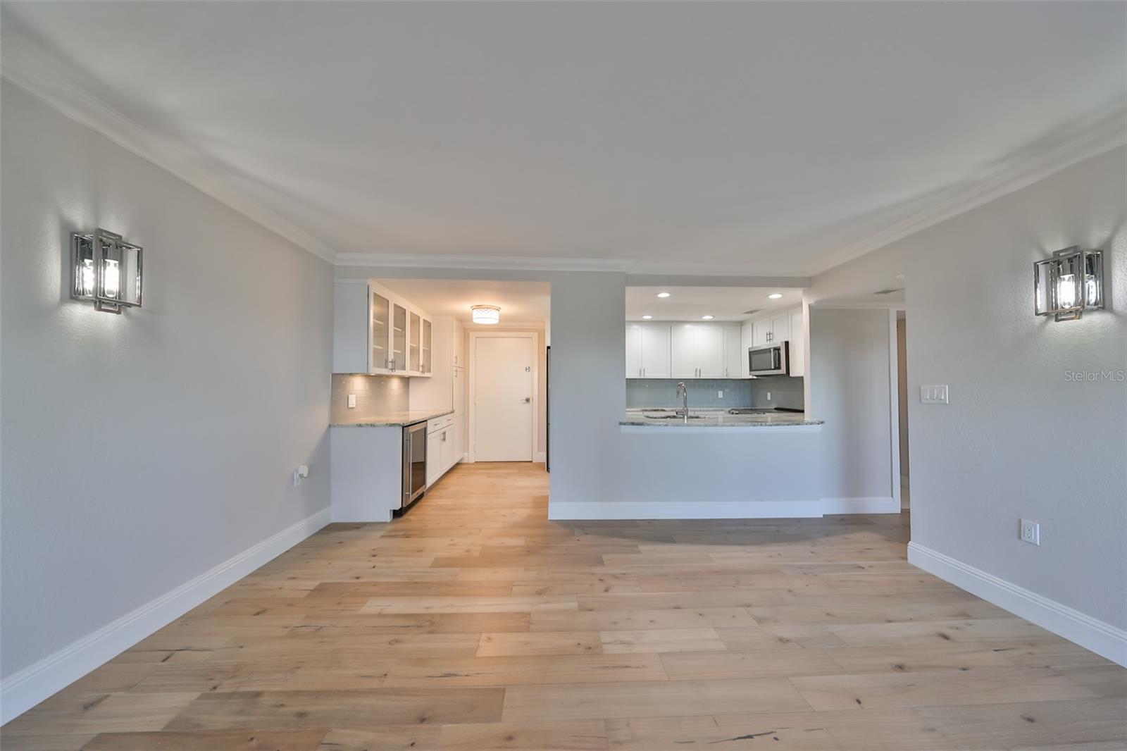 THE PINNACLE APTS A CONDO - Residential Lease