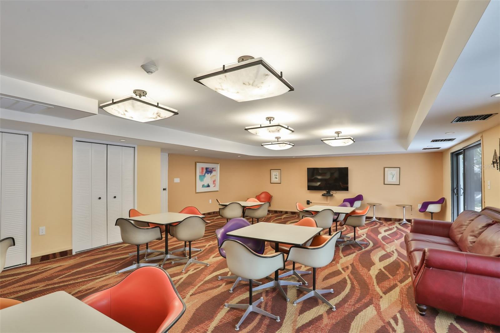 THE PINNACLE APTS A CONDO - Residential Lease