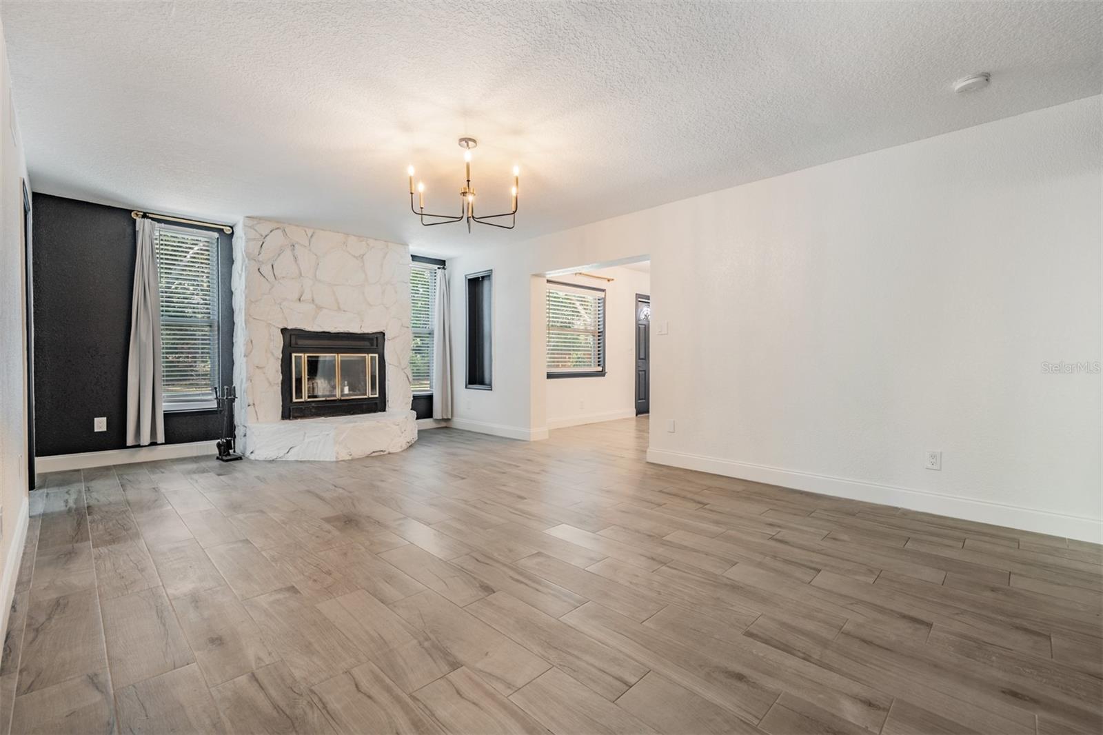 PINELLAS FARMS - Residential