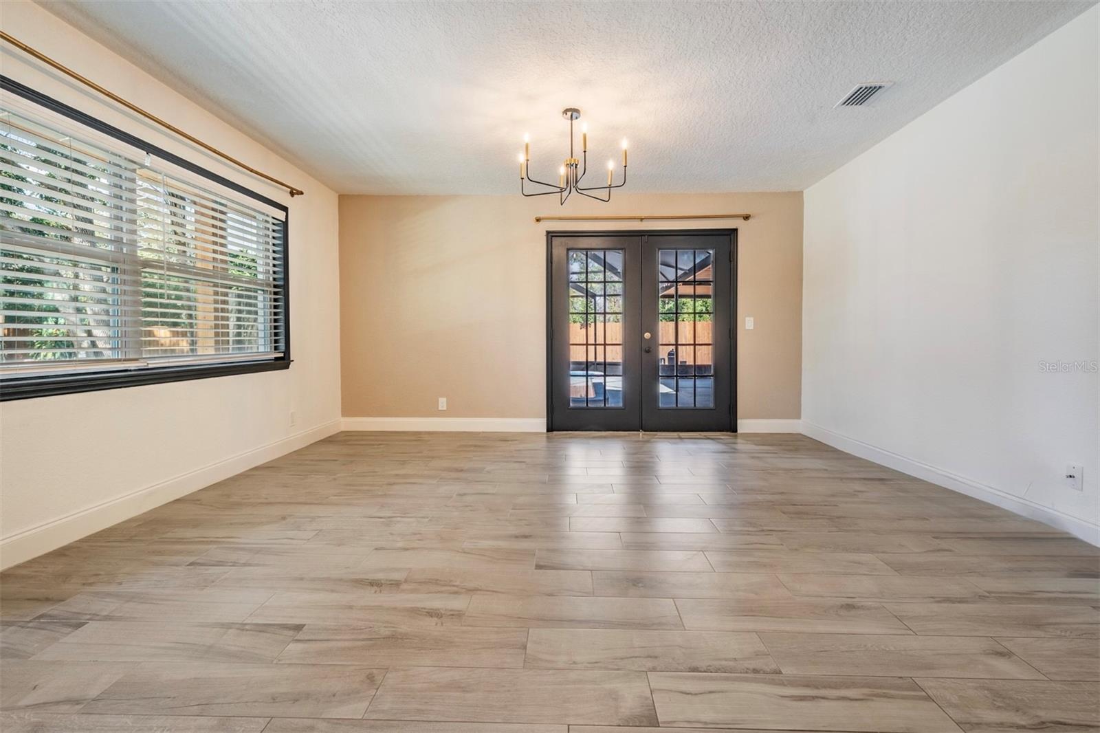 PINELLAS FARMS - Residential