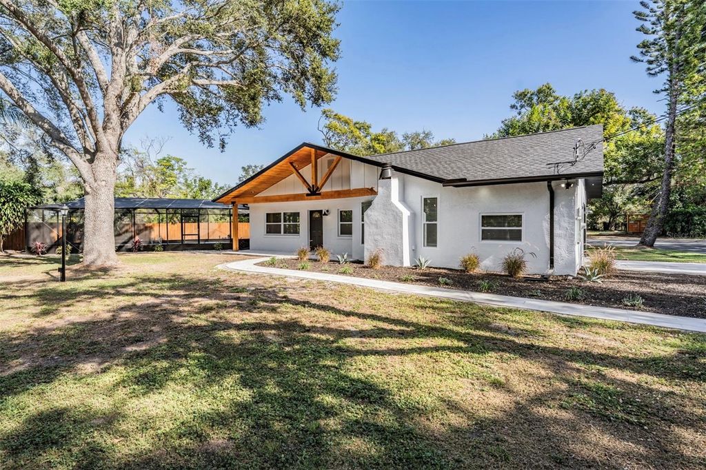 Photo of 11715 59th Way N, Pinellas Park, FL 33782 (MLS # TB8455595)