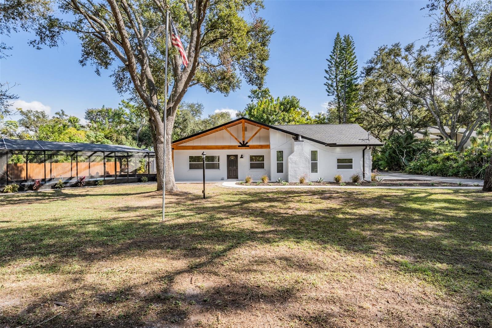 PINELLAS FARMS - Residential