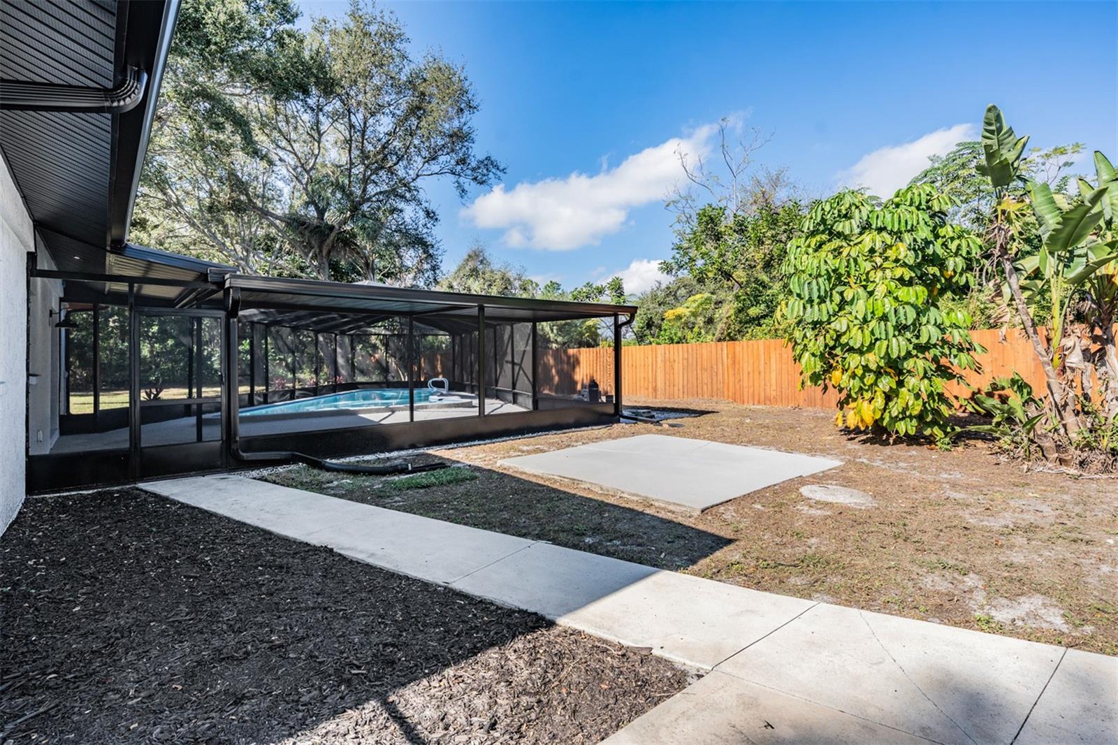 PINELLAS FARMS - Residential