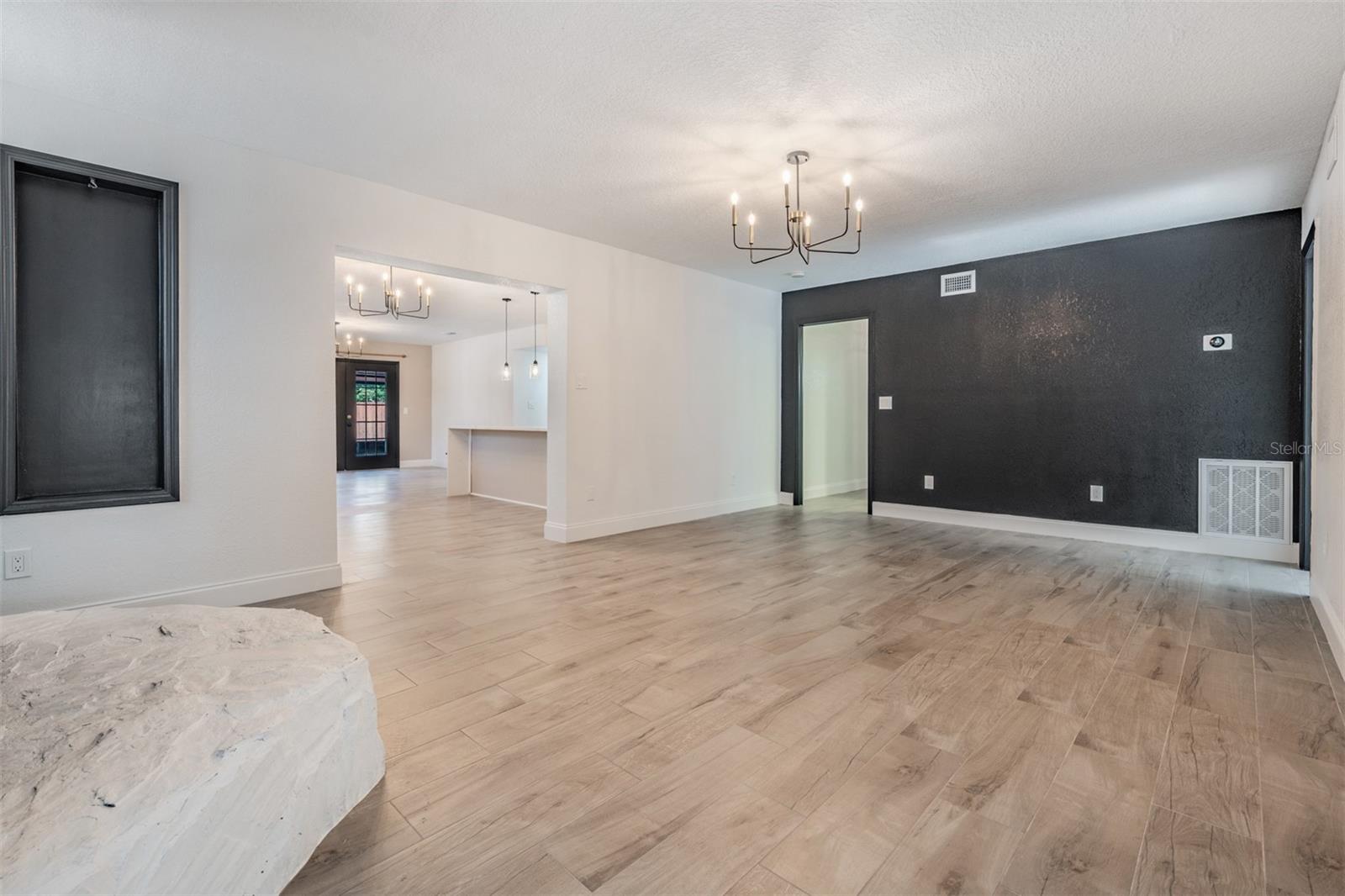 PINELLAS FARMS - Residential