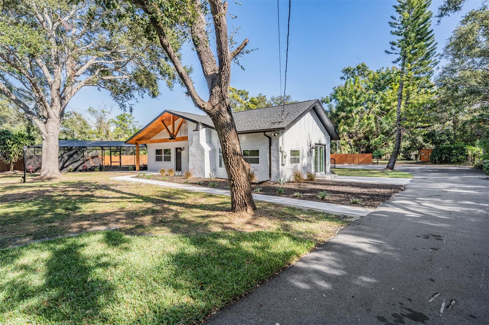 PINELLAS FARMS - Residential