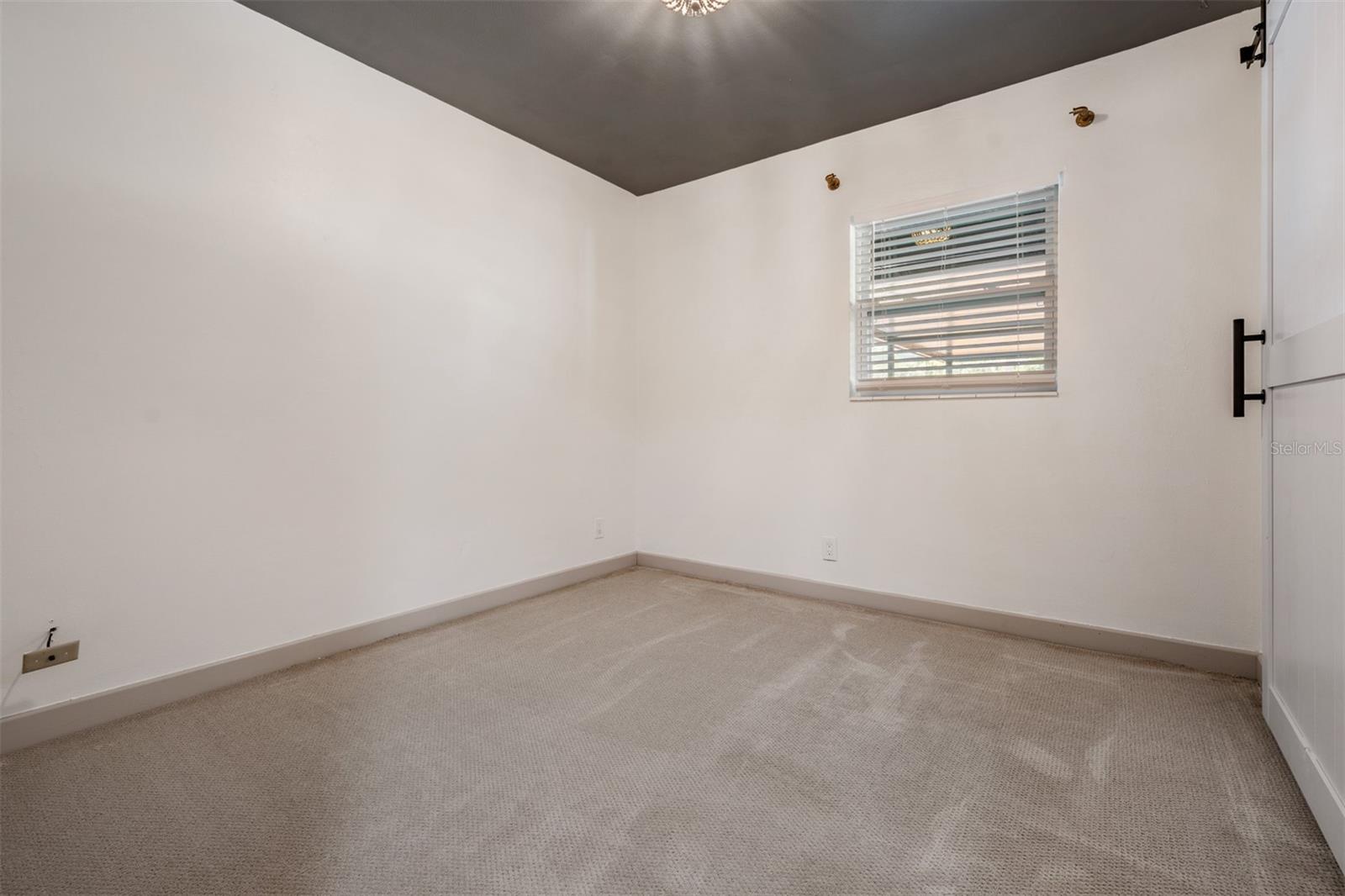 PINELLAS FARMS - Residential