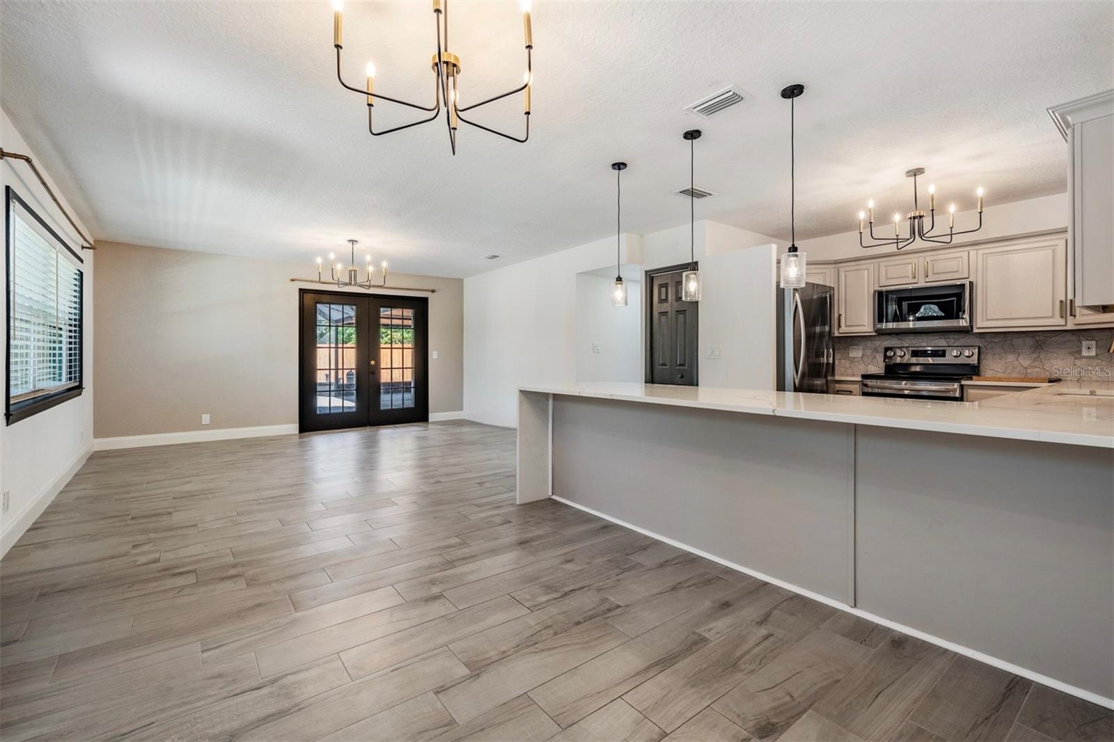 PINELLAS FARMS - Residential